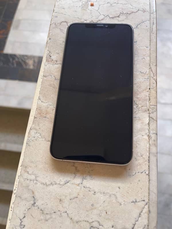 Iphone 11 Pro Max 256GB PTA Approved 7