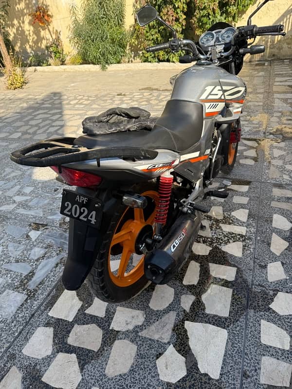 HONDA CB150F 3