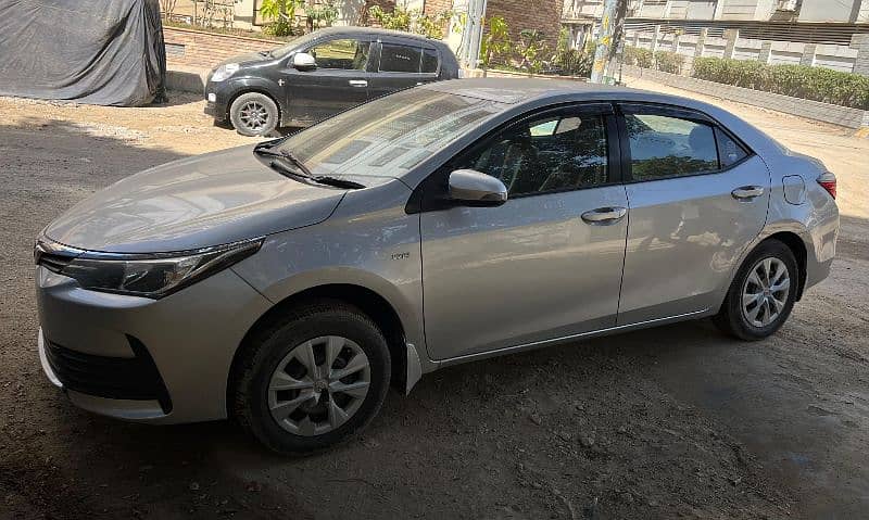 Toyota Corolla GLI 2020 Automatic Silver 3