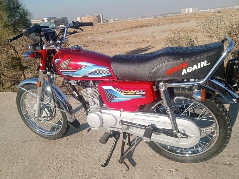 Honda 125  24 model 4