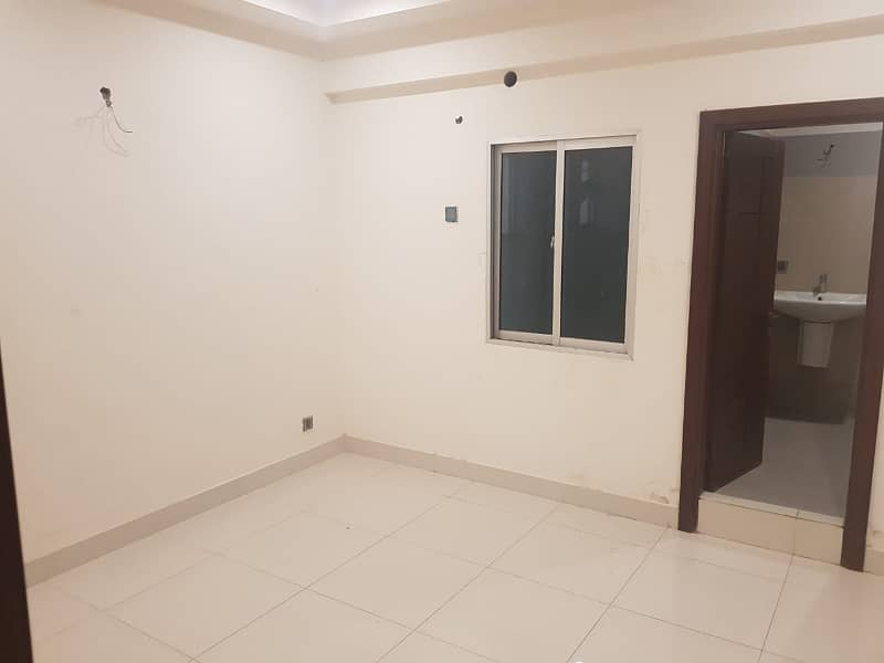 FLAT FOR SALE 7