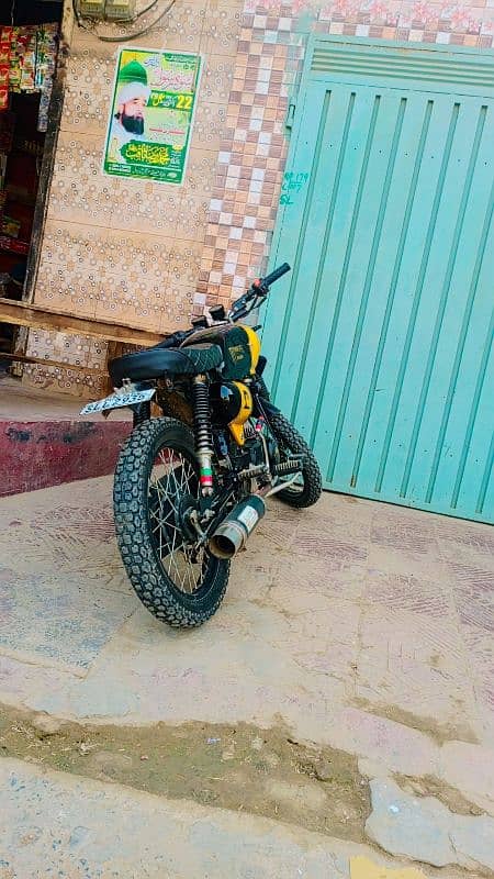 Safari Motorcycle Modified 4