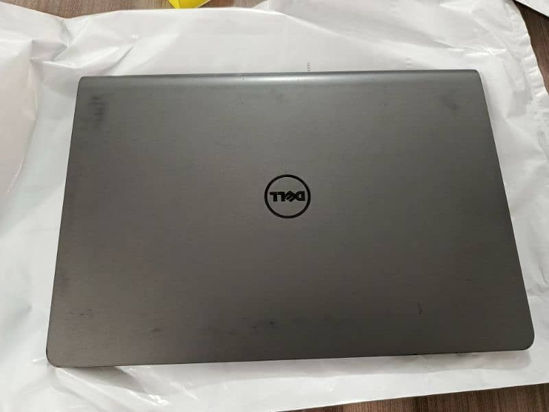 Dell Latitude 3550 0