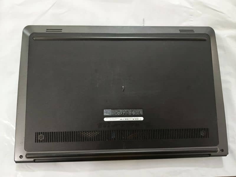 Dell Latitude 3550 4