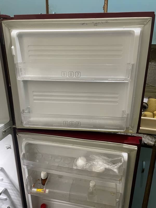 Refrigerator for sale description 24457/persona plus/GD/MRF 9