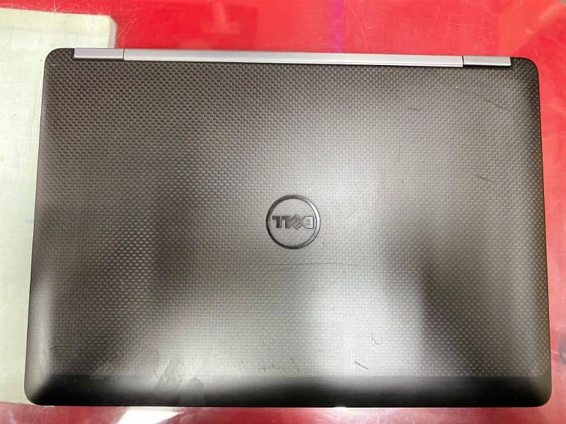 Dell Laptop 9