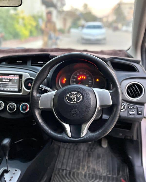 Toyota Vitz 2013 Reg. 2017 Lavendar Push Start 5