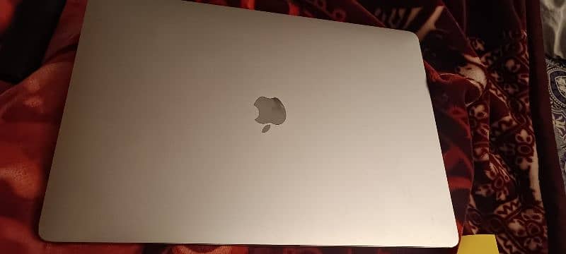 Mac Book Pro 16 Inch 2019 4