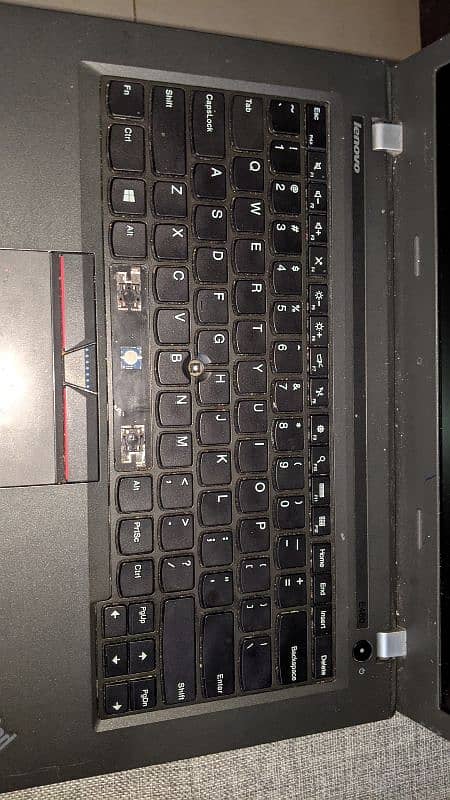 Lenovo think pad core i3 laptop for sell 2