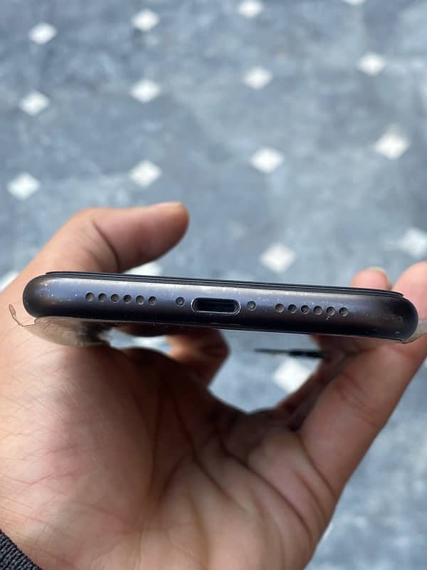 Iphone 11(jv) 64 gb 2