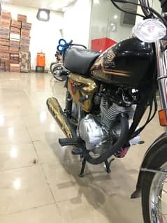 honda 125 self start gold edition