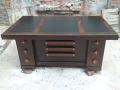 VIP office executive table, part x me available h with warranty k sath