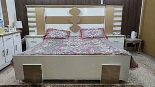 Bed with Dressing and 2 Side Tables