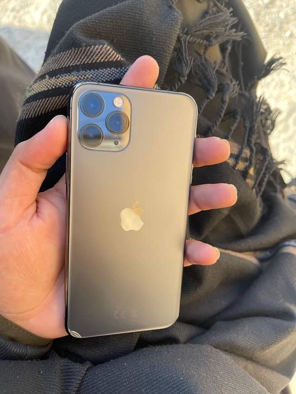 iPhone 11 pro 1