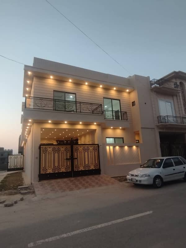 Star city civil hospital road New brand Spanish 6.50 marly carnor proper double story house for sale 0