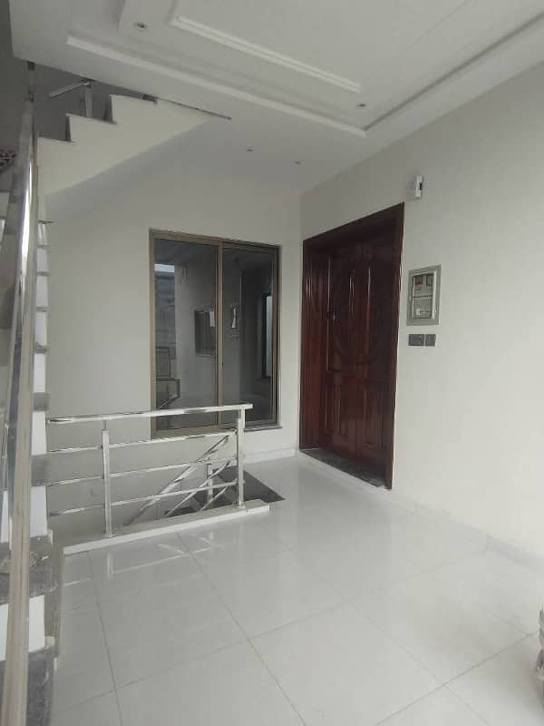 Star city civil hospital road New brand Spanish 6.50 marly carnor proper double story house for sale 17