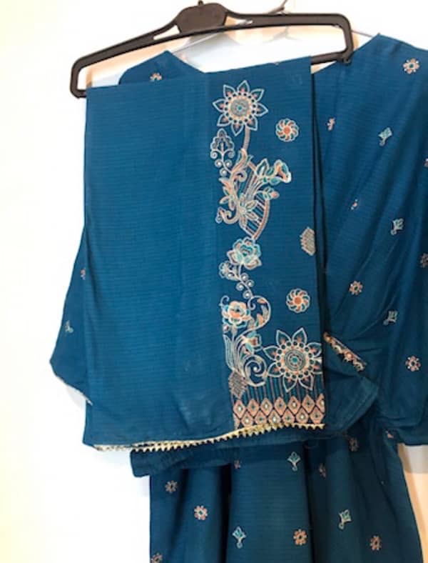 2 Piece Kaftan Style Embroidered suit 2