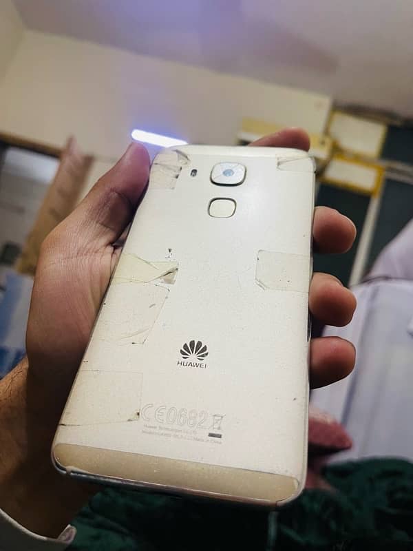 Huawei Nova Plus 8