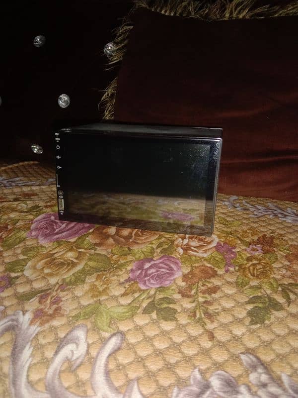 car LCD  touch +remorat good condition 10/10 1