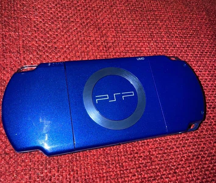 Rare Midnight Blue PSP 2000 - PLAYSTATION PORTABLE MODDED. 2