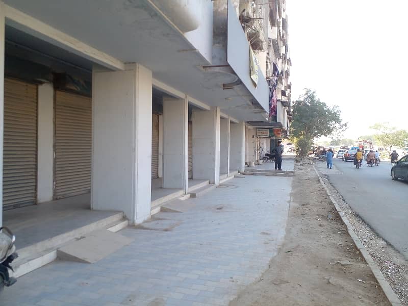 Ideal Prime Location Shop In Karachi Available For Rs. 1000000 10