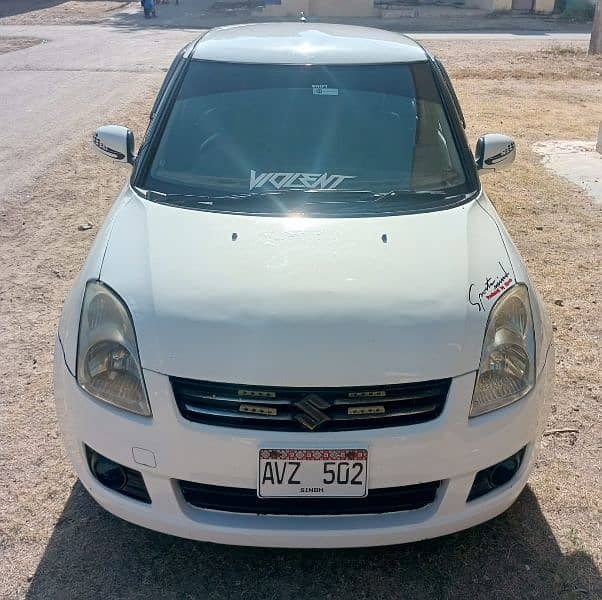 Suzuki Swift 2011 DLX (03205078774) 1