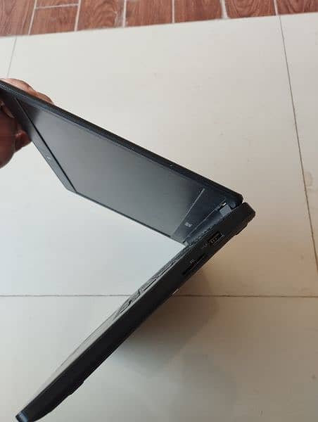 Dell Latitude e5450 i5 5th gen 8