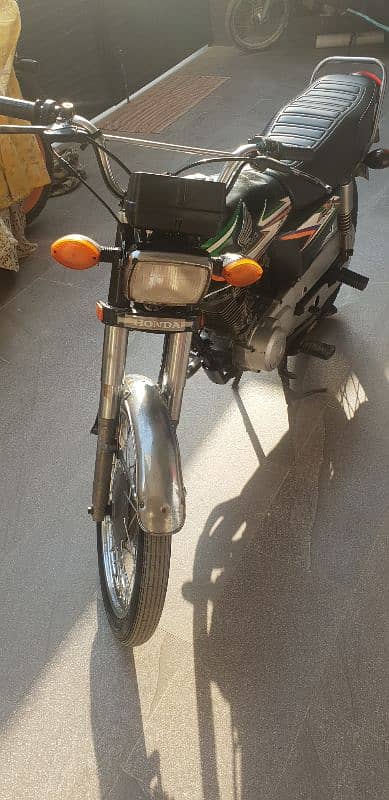 Honda CG 125 excellent condition 3