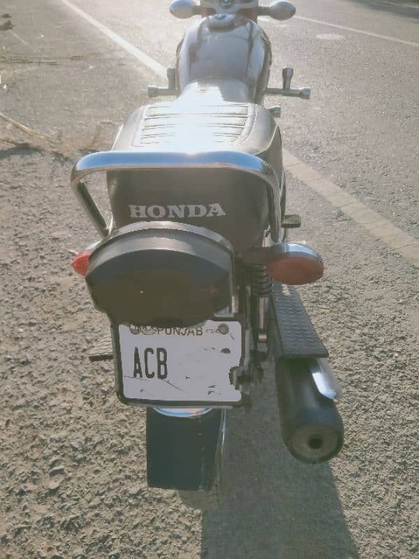 Honda 125 8