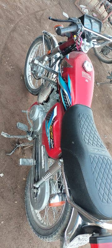 Honda 125 urgent sale 4