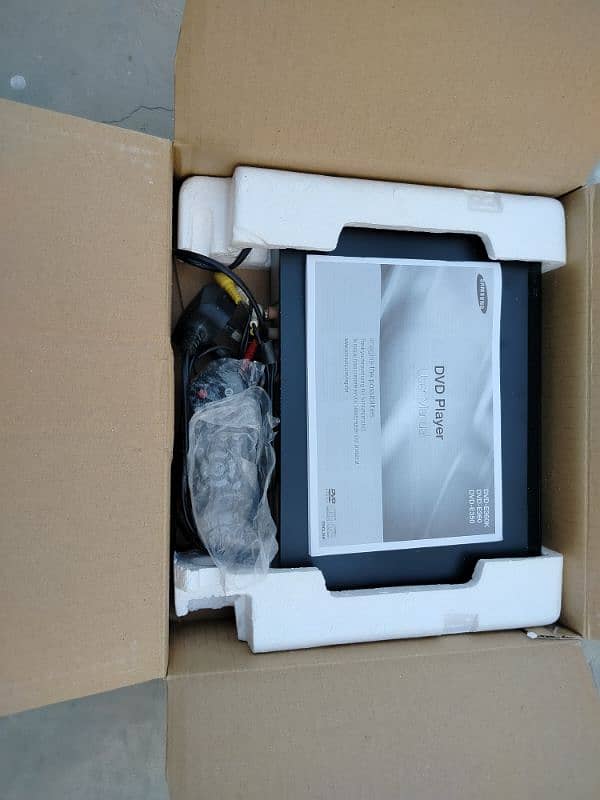 DVD player with USB ( Samsung ) 1