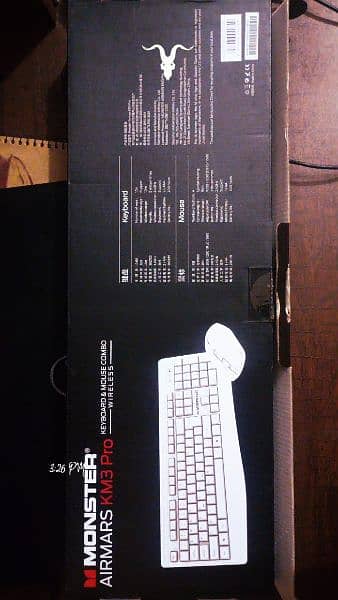 Wirelrss Keyboard and Mouse 1