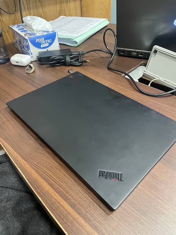 Lenovo X1 Carbon i5 8th gen 16/256 Touch screen 1