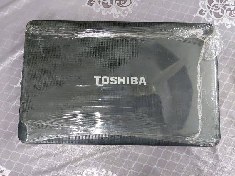 Toshiba Satellite C850D 0