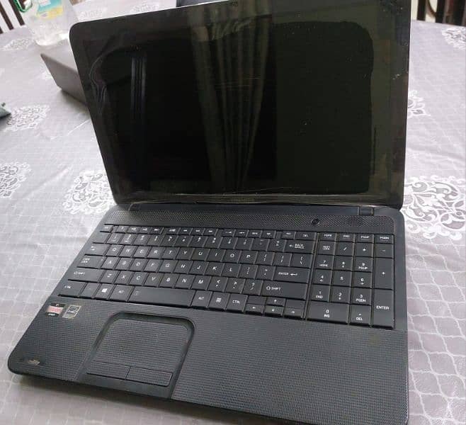 Toshiba Satellite C850D 2