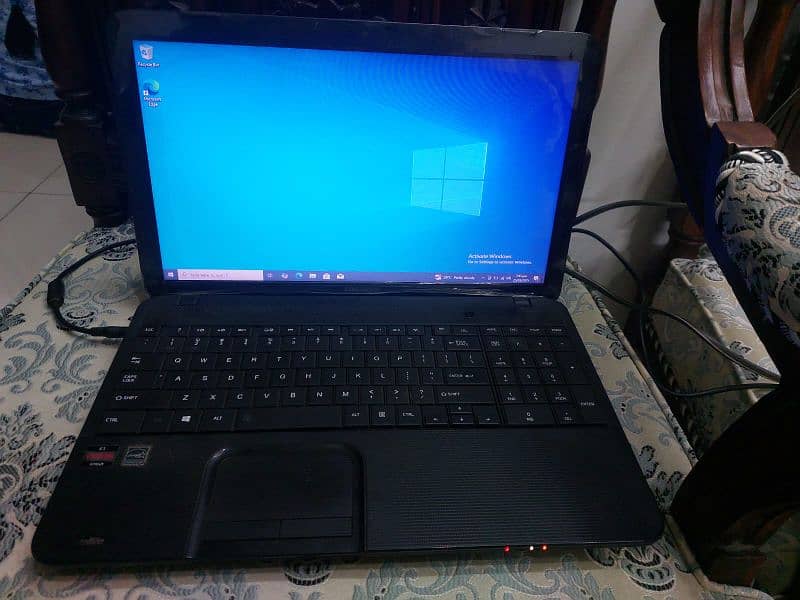 Toshiba Satellite C850D 3