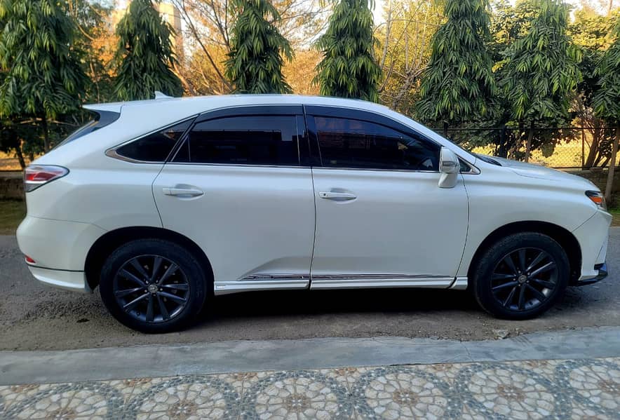 Lexus RX 450h Hybrid 2012 7