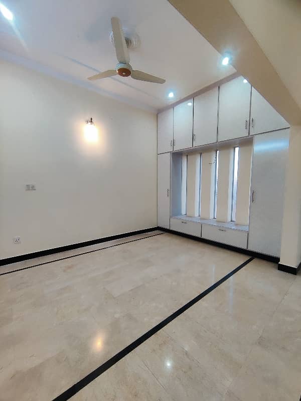 12 Marla Upper Portion Available For Rent G-15 Islamabad 2