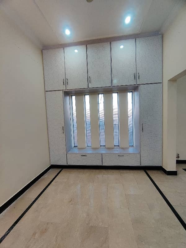 12 Marla Upper Portion Available For Rent G-15 Islamabad 4