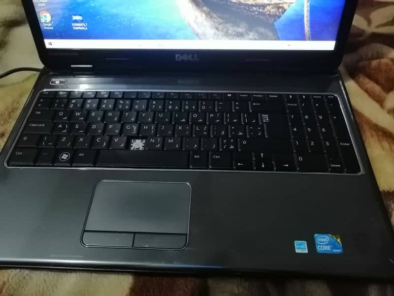 Core i3 Ram 4 Gb  150 Gb SSD and 1.5 Gb Graphic card Num Pad keyboard 5