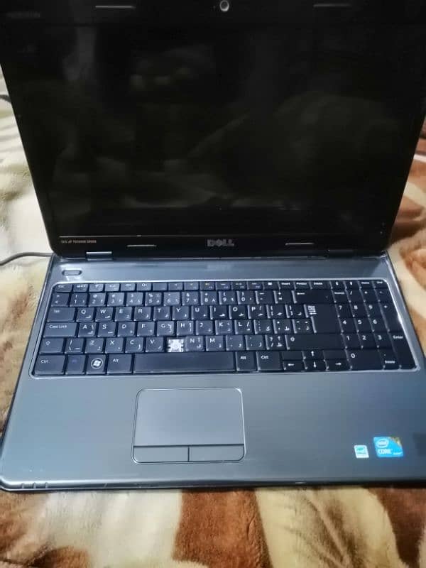 Core i3 Ram 4 Gb  150 Gb SSD and 1.5 Gb Graphic card Num Pad keyboard 7