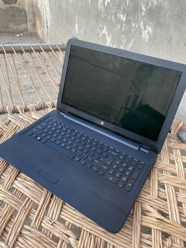 Dell laptop I3 6th Gen 4