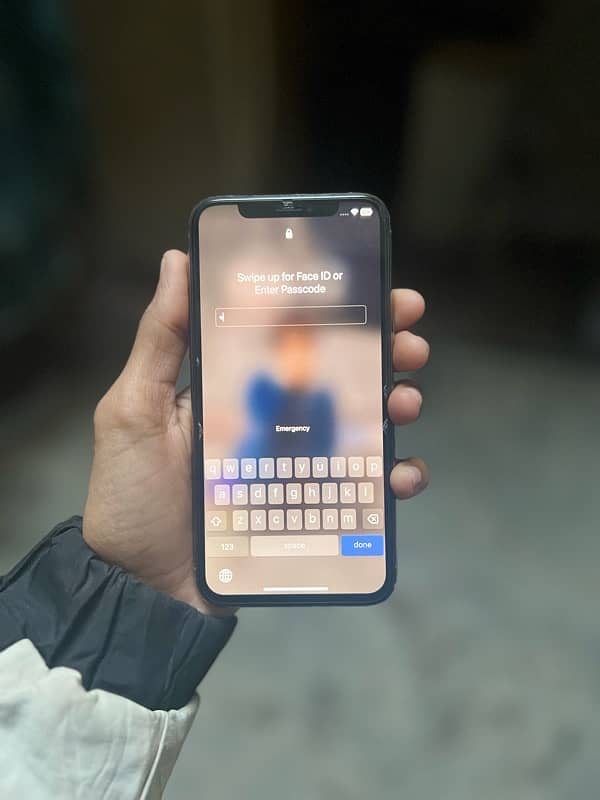 IPHONE 11 pro 64 GB 1