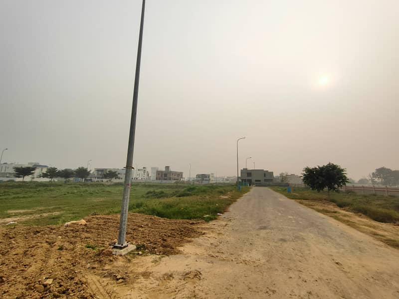 09 Marla Lucrative Location 39FT Front Of Residetial Plot For Sale Dha Phase 4 KK Block Lahore 2