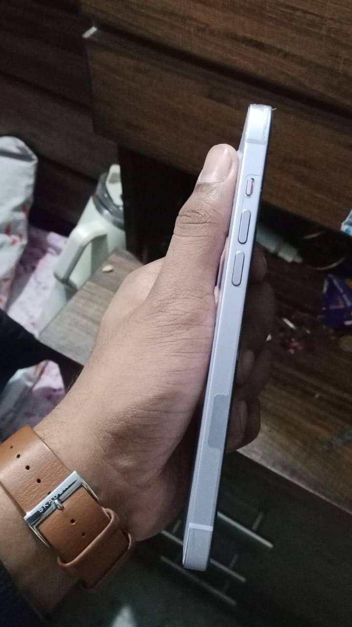 Apple iPhone 14 plus 1