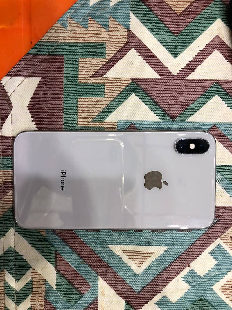 iPhone X PTA APPROVED.  256gb memory in White 2