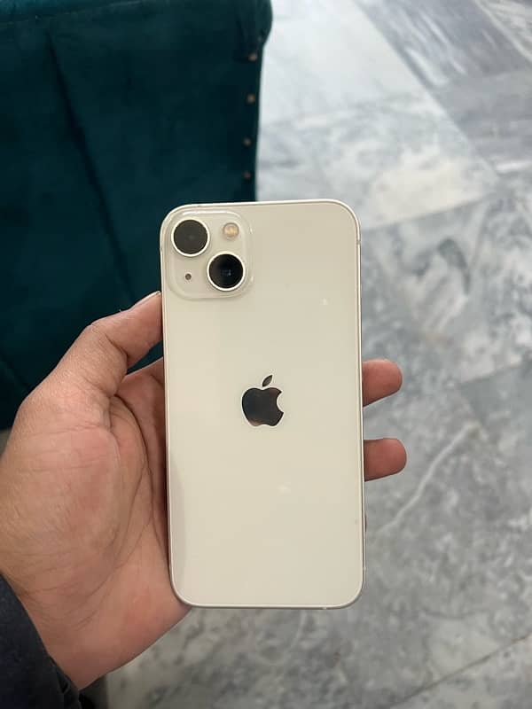 iPhone 13 White colour jv non pta 0