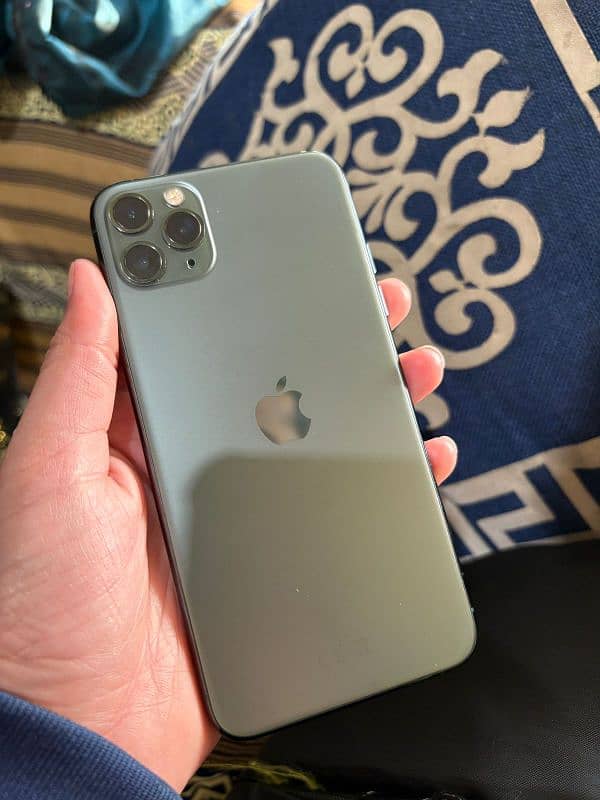 iPhone 11 pro max 3