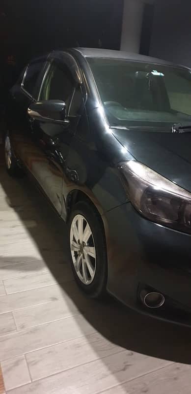 Toyota Vitz 2012 4