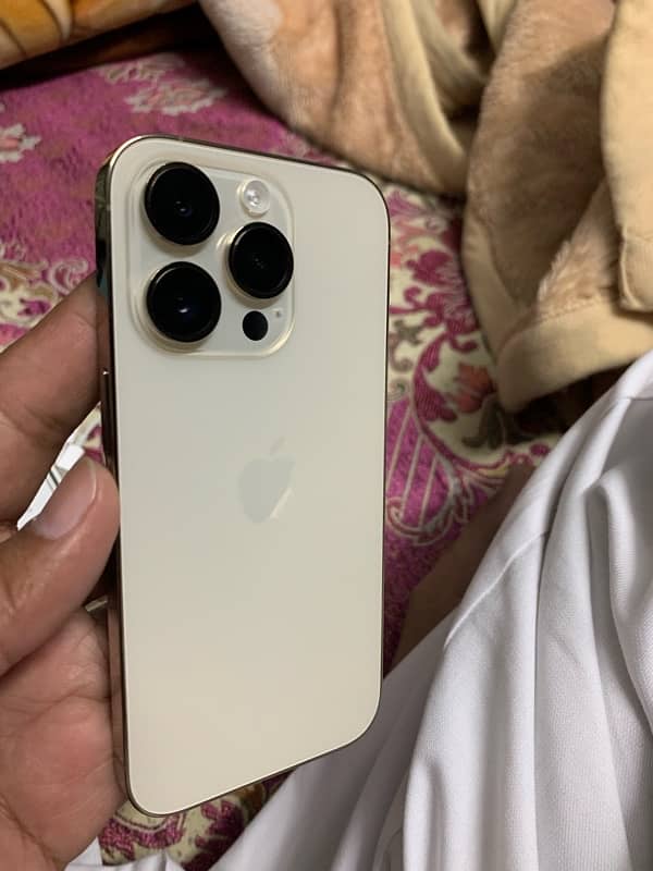 Apple Iphone 14 Pro Gold PTA 7